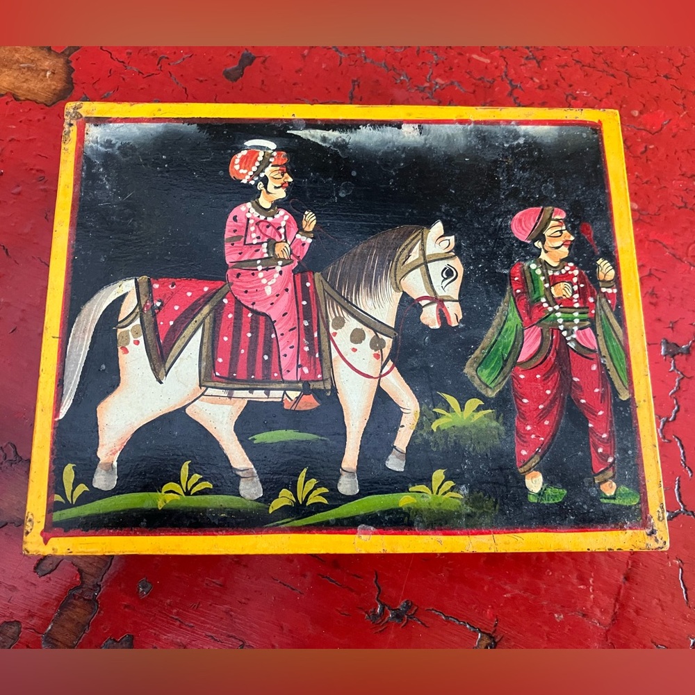 Vintage Maharaja Indian Folk Art Hand Painted Wooden Trinket Box